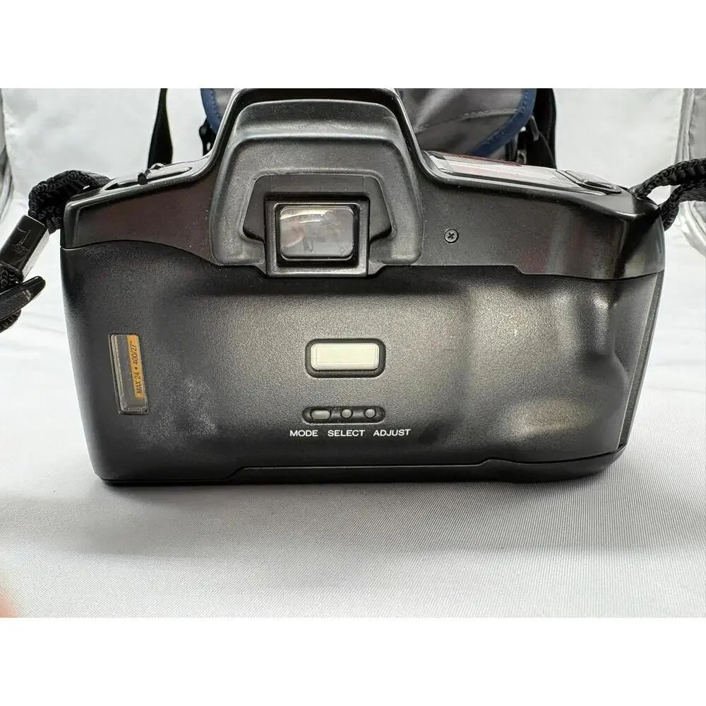 Minolta Maxxum 330si RZ 35mm SLR Film Camera Bundle 2 Lens, Case, New Battery